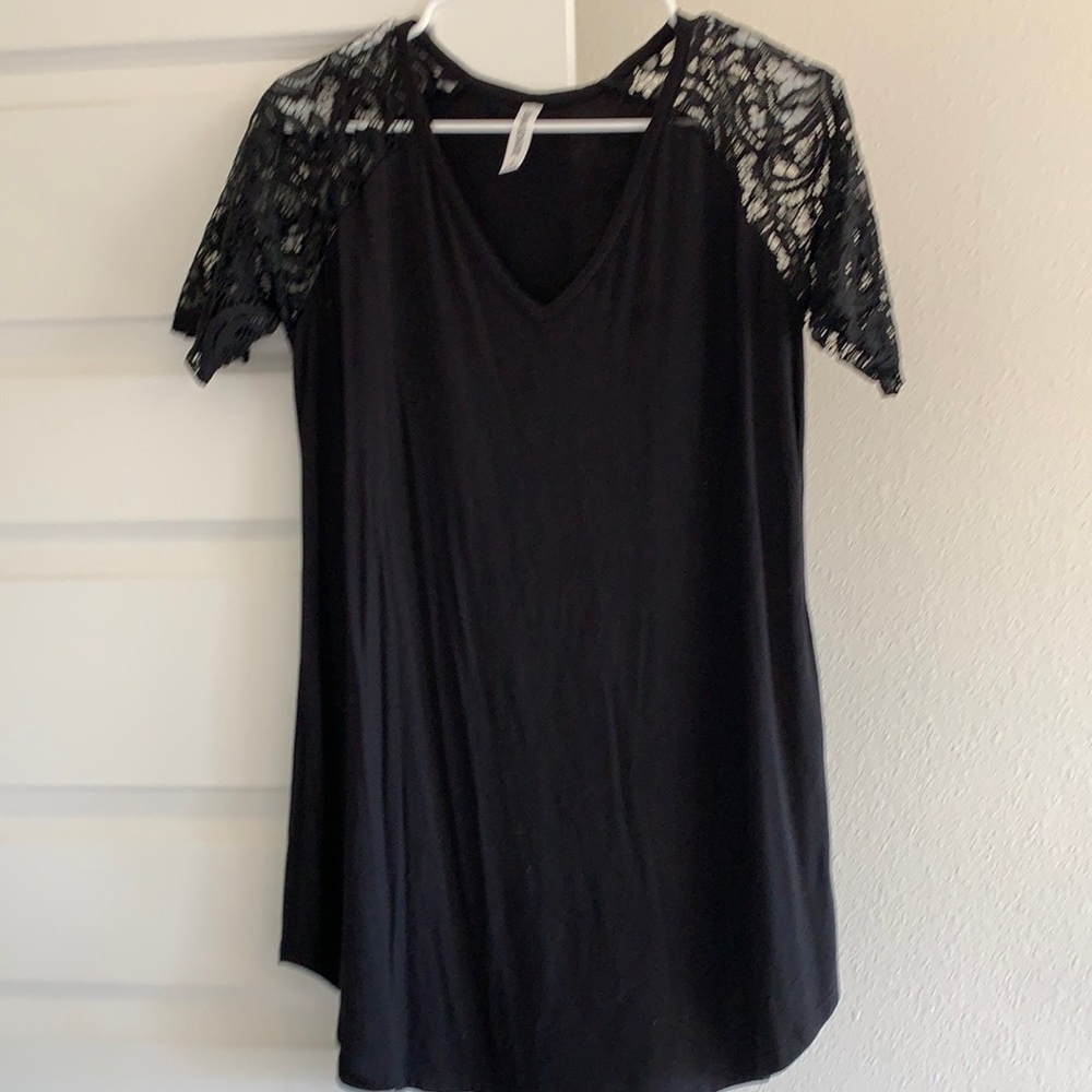 Black T-shirt